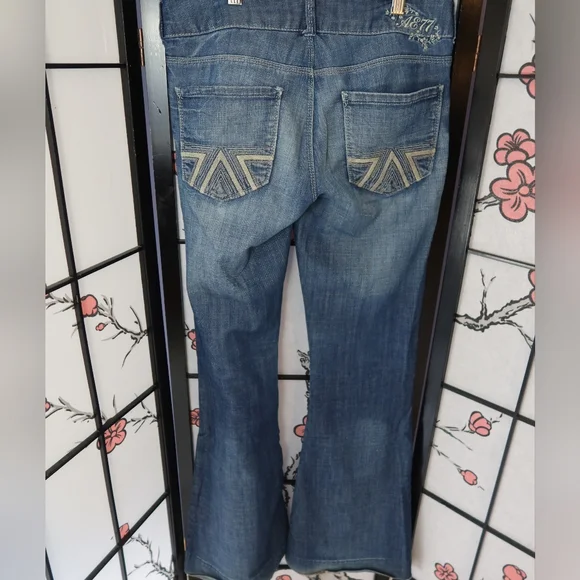 American Eagle Outfitters Boot Cut Jeans - Medium Blue Size 6 Short AE77 - Picture 11 of 14